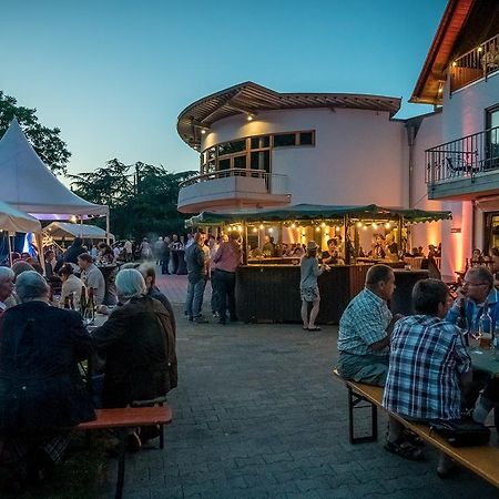 Апартаменты Weingut Peifer Трабен-Трарбах Экстерьер фото